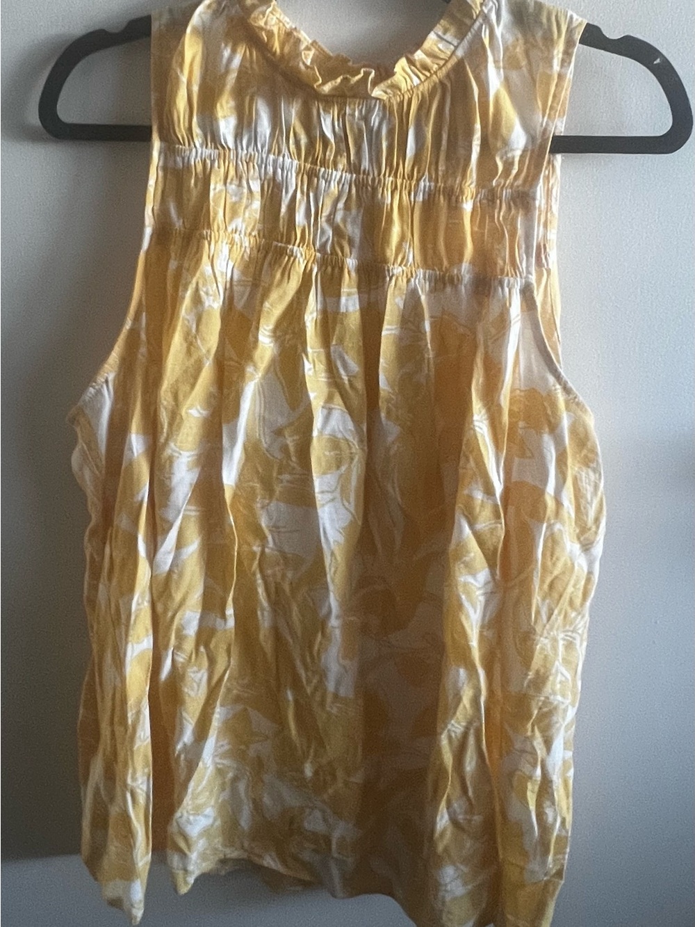 Nine West Yellow and White Sleeveless Blouse